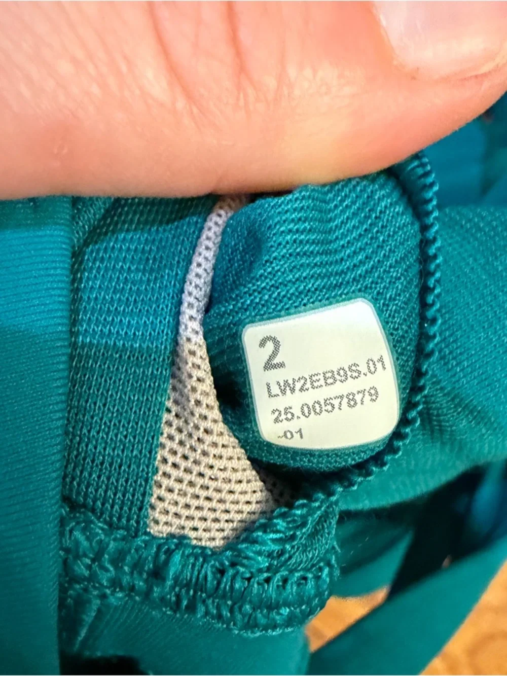 Lululemon Energy Longline Bra *Medium Support, B–D Cups Sonic Teal - Size 2
